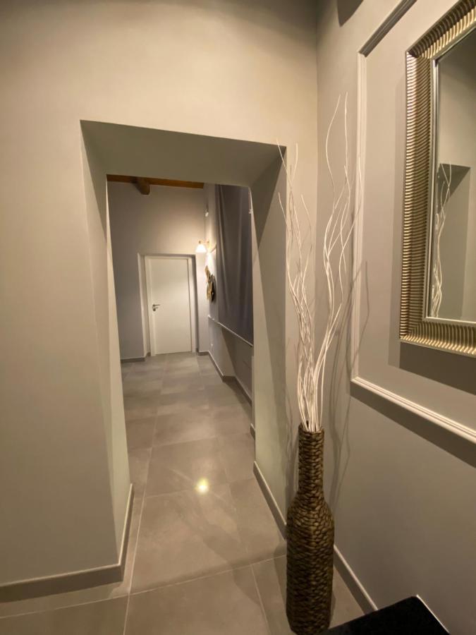 Soha Piazza Di Spagna Boutique 罗马 外观 照片