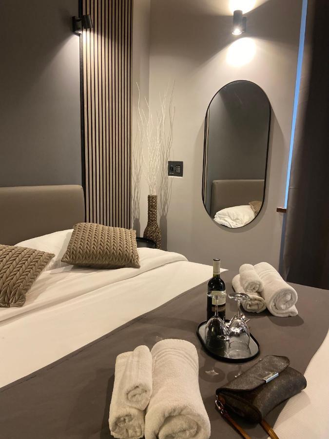 Soha Piazza Di Spagna Boutique 罗马 外观 照片