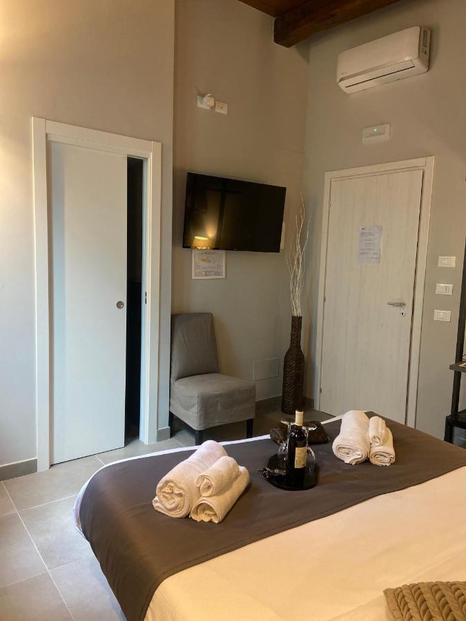 Soha Piazza Di Spagna Boutique 罗马 外观 照片